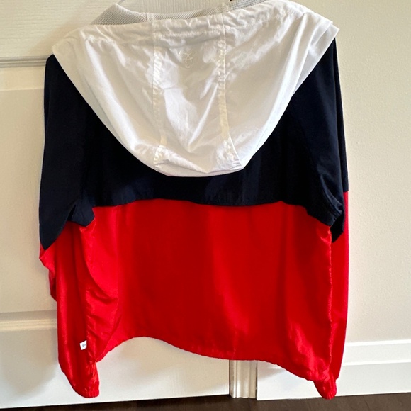 Aritzia TNA Sherwood windbreaker jacket - Picture 5 of 12